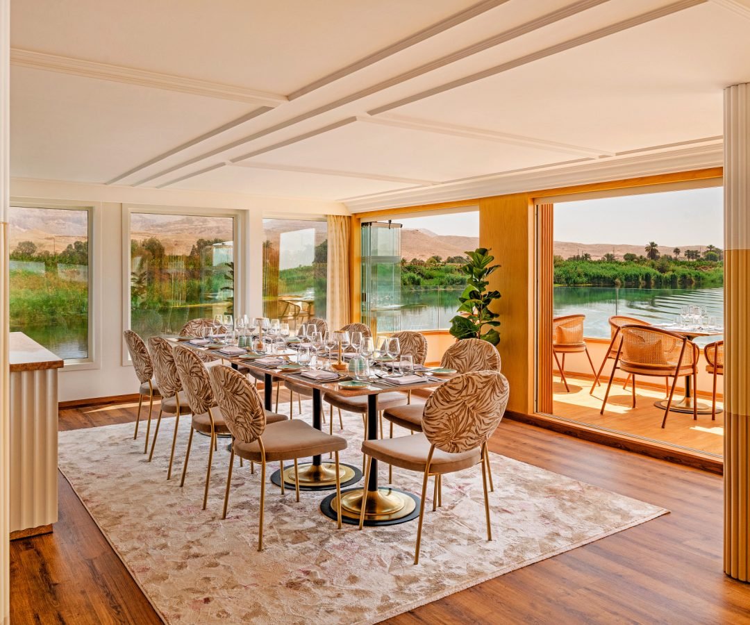 SereniVoy Travel - Ocean cruise dining area