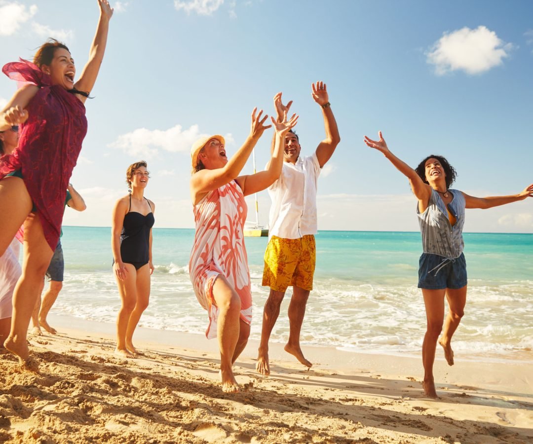 Ocean Cruise 37 SereniVoy Travel - Ocean cruise summer experience