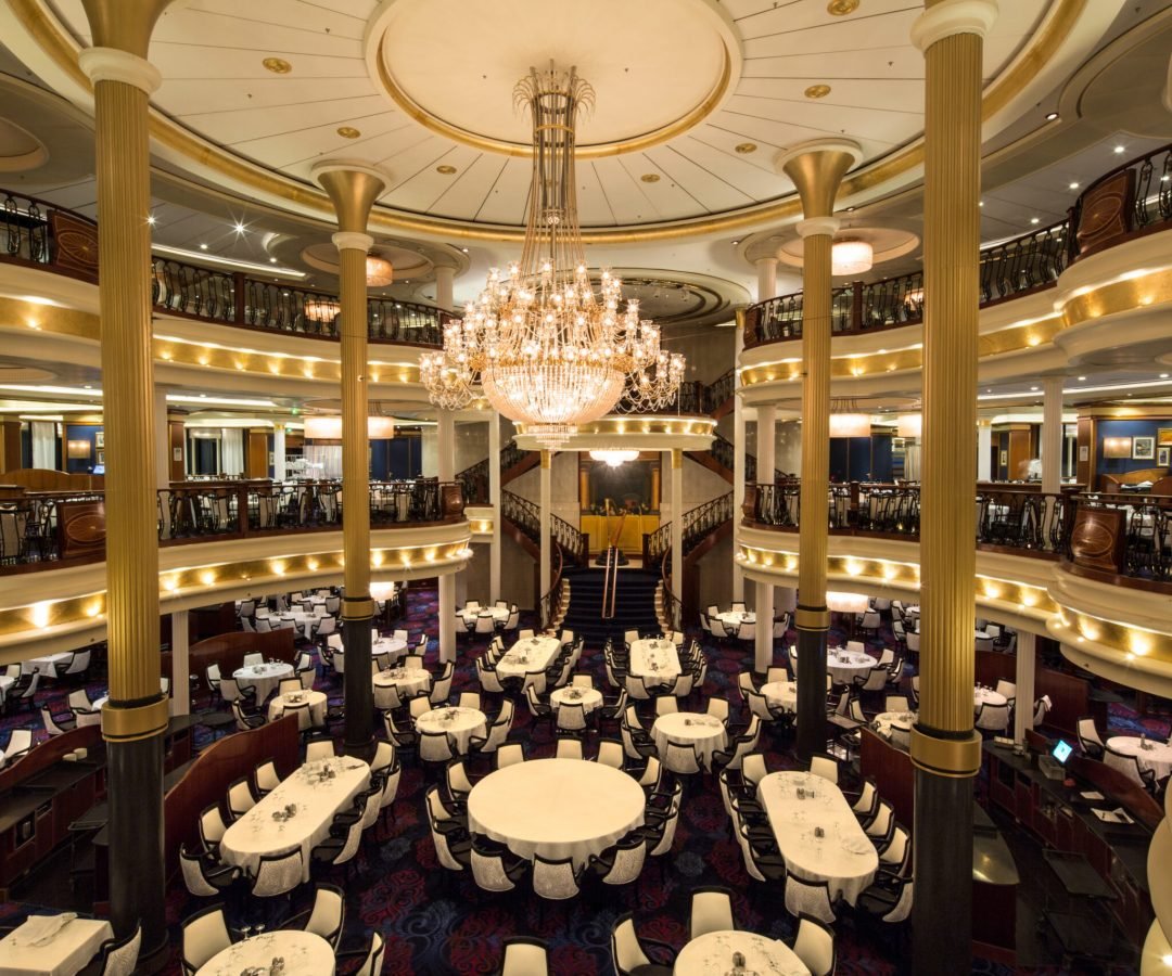 Ocean Cruise 46 SereniVoy Travel - Ocean cruise dining hall